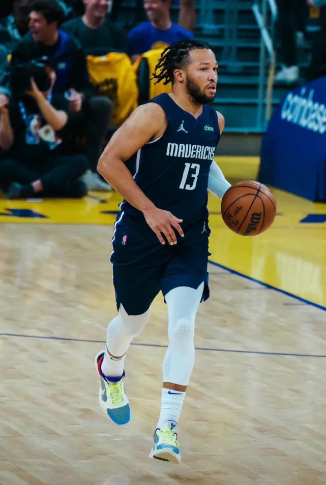 蓝军在边路 蓝军在边路