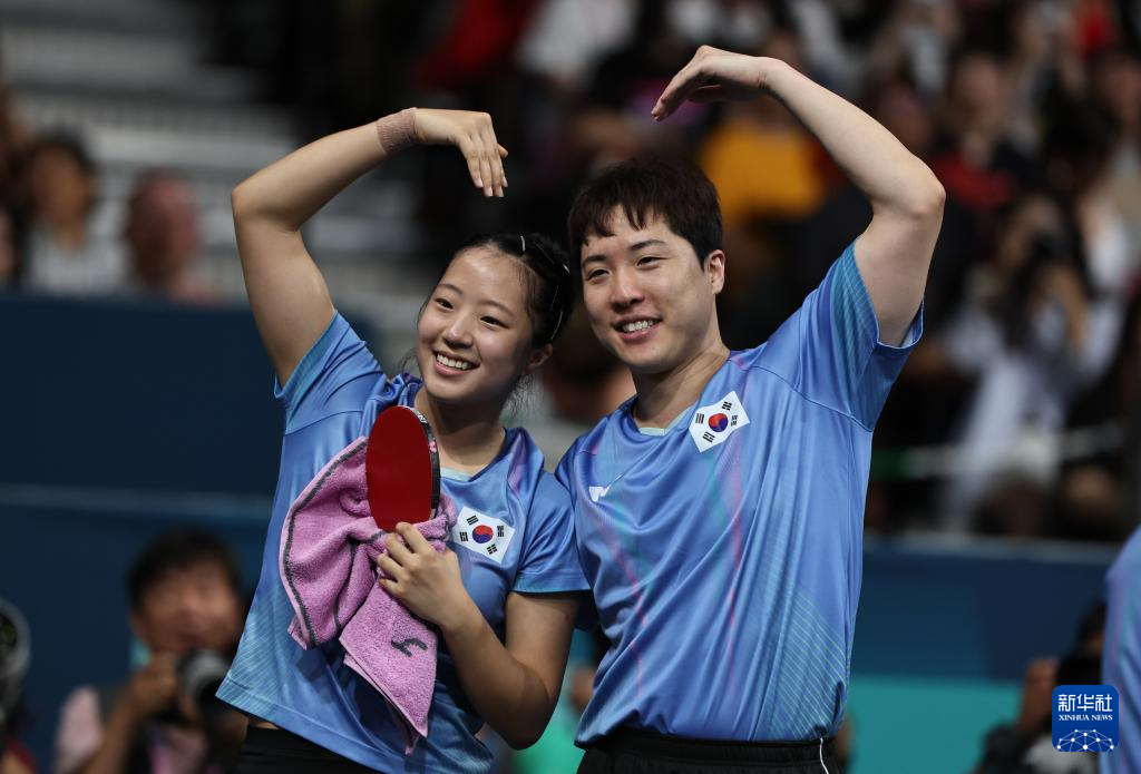 不可撼动的 不可撼动的