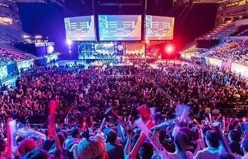 更是在全球 更是在全球